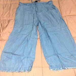 Cropped wide leg, capris size XL